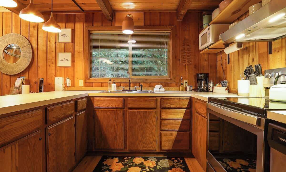 Photo of Kitchen in Glacier