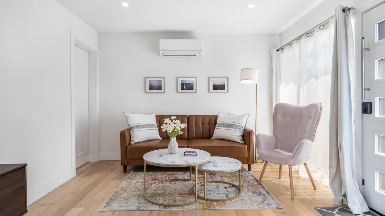 Photo of Livingroom in Fremont