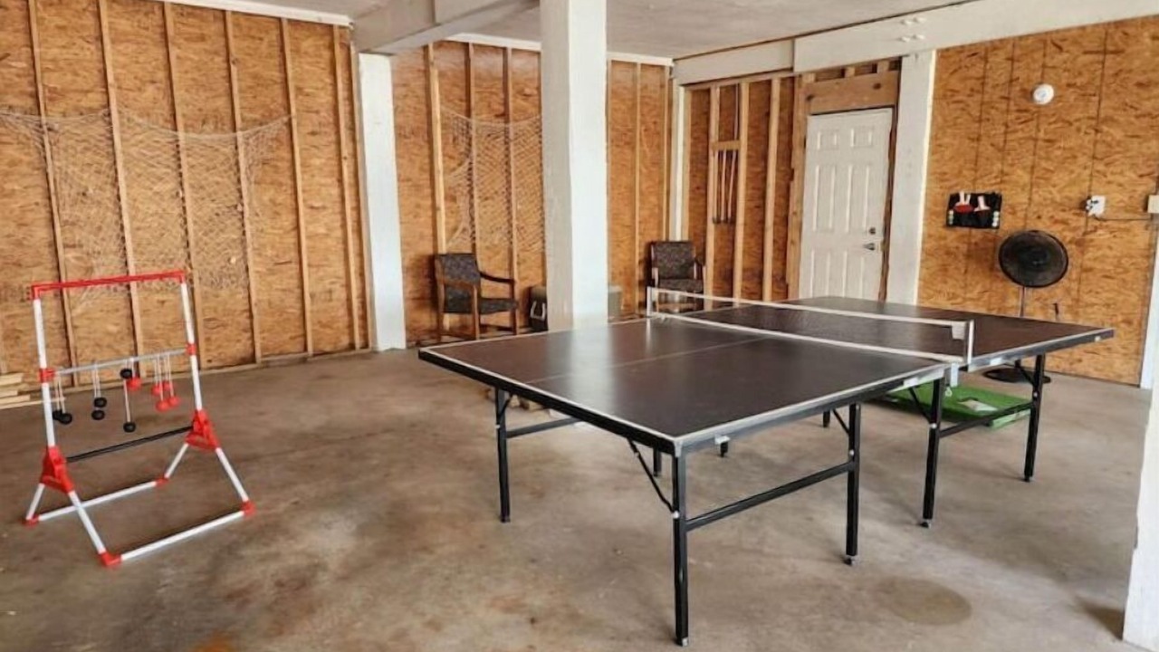 Photo of Bedroom in Crystal Beach