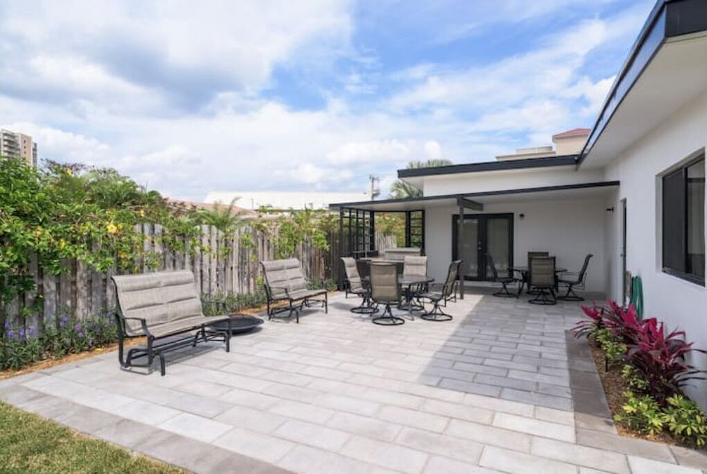 Photo of Outdoor in Dolphin Isles