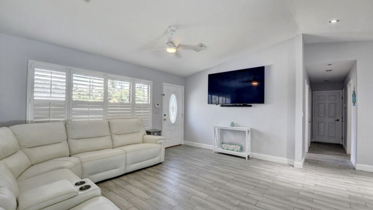 Photo of Livingroom in Lake Worth