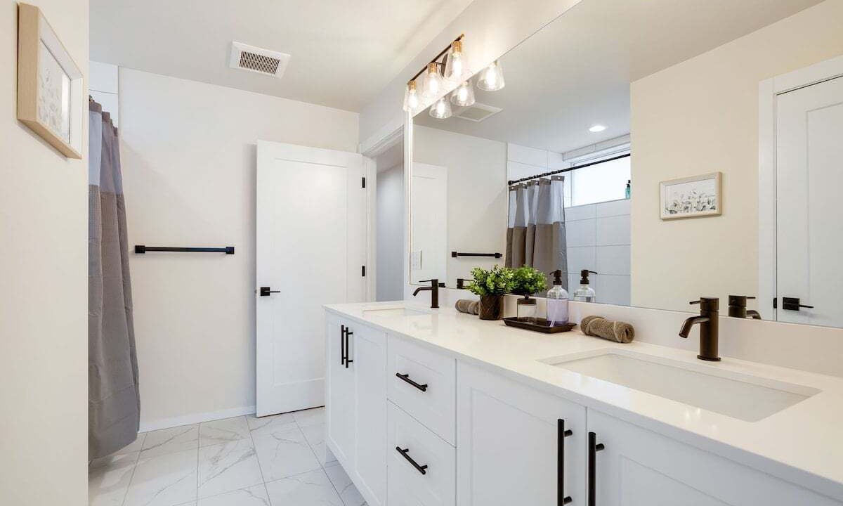 Photo of Bathroom in Whittier Heights