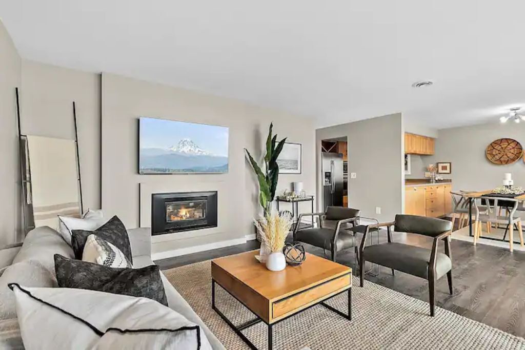 Photo of Livingroom in Des Moines
