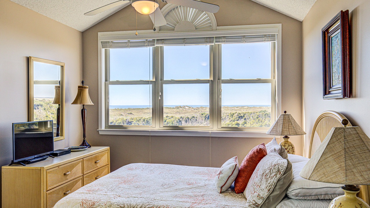 Photo of Bedroom in Topsail Beach
