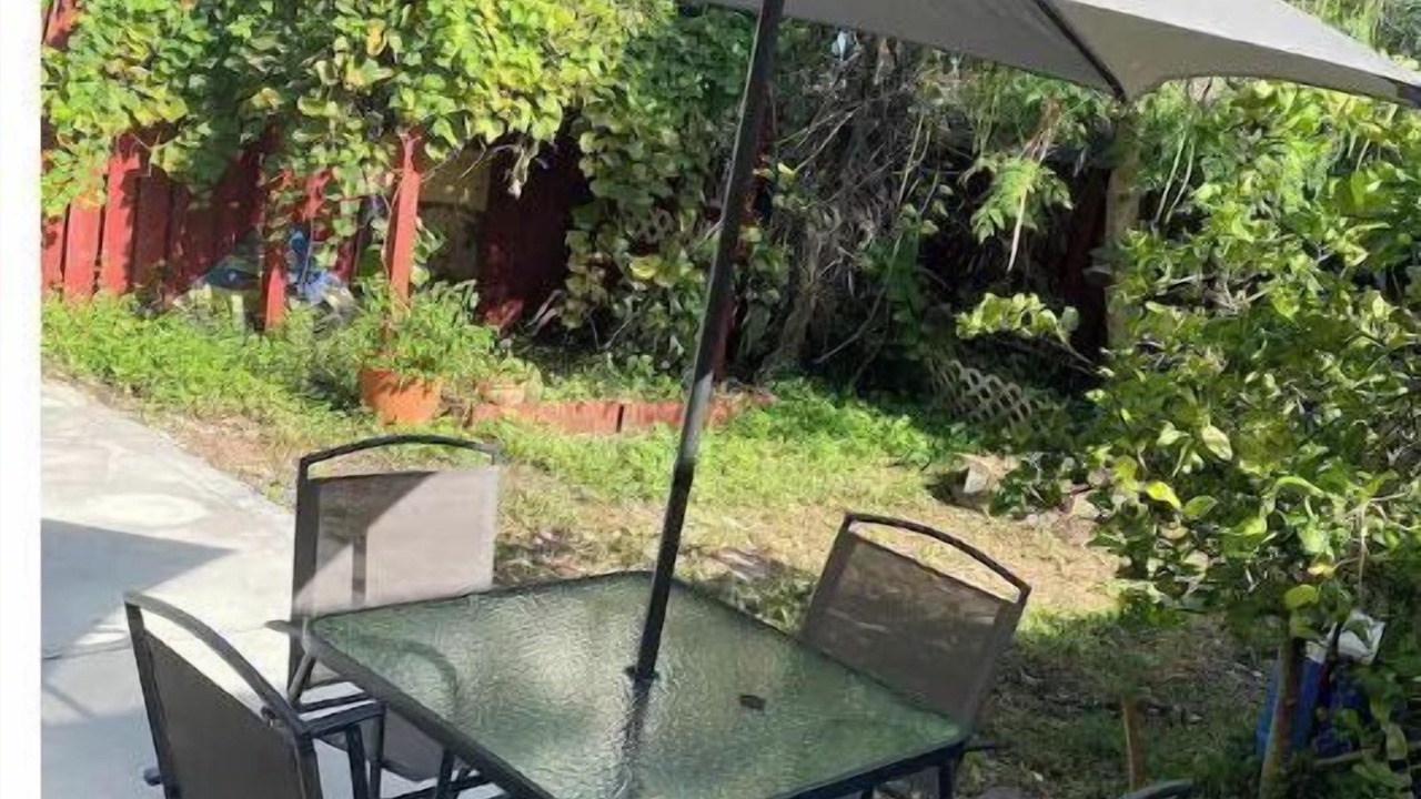 Photo of Outdoor in Lake Worth Corridor