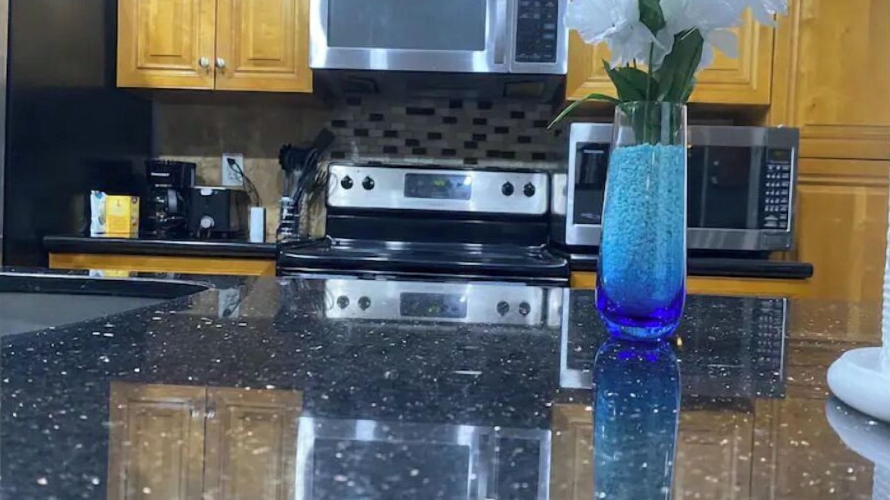 Photo of Kitchen in Lake Worth Corridor