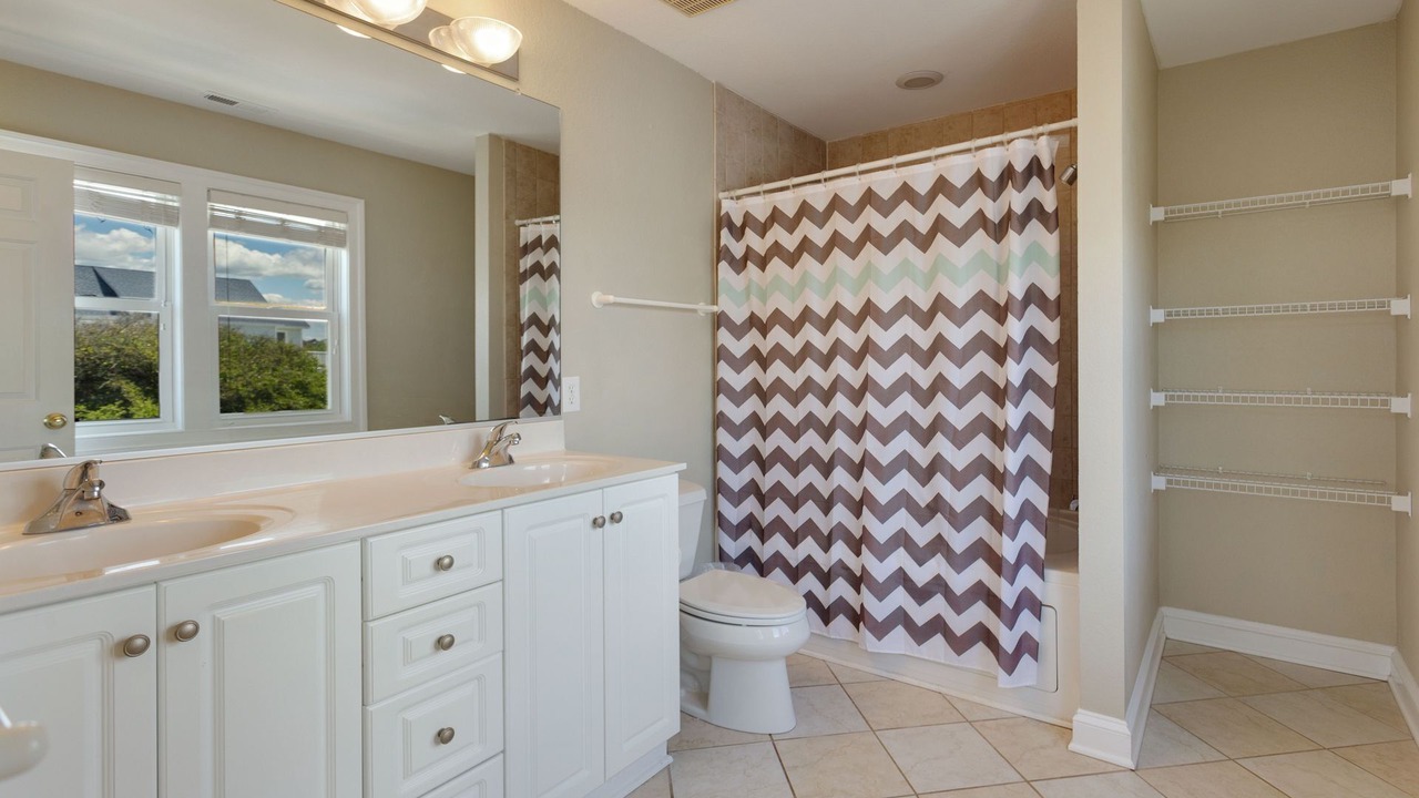 Photo of Bathroom in Ocean Sands