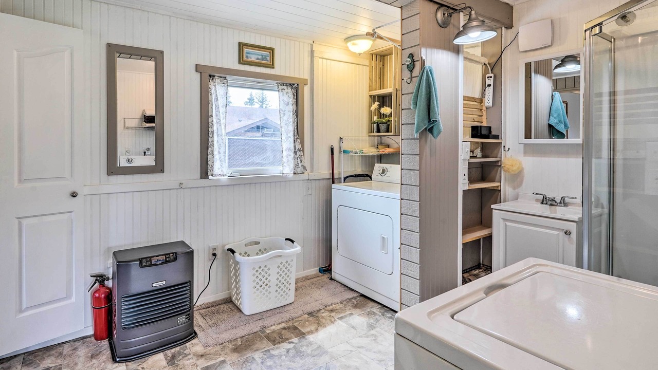 Photo of Bathroom in Ninilchik