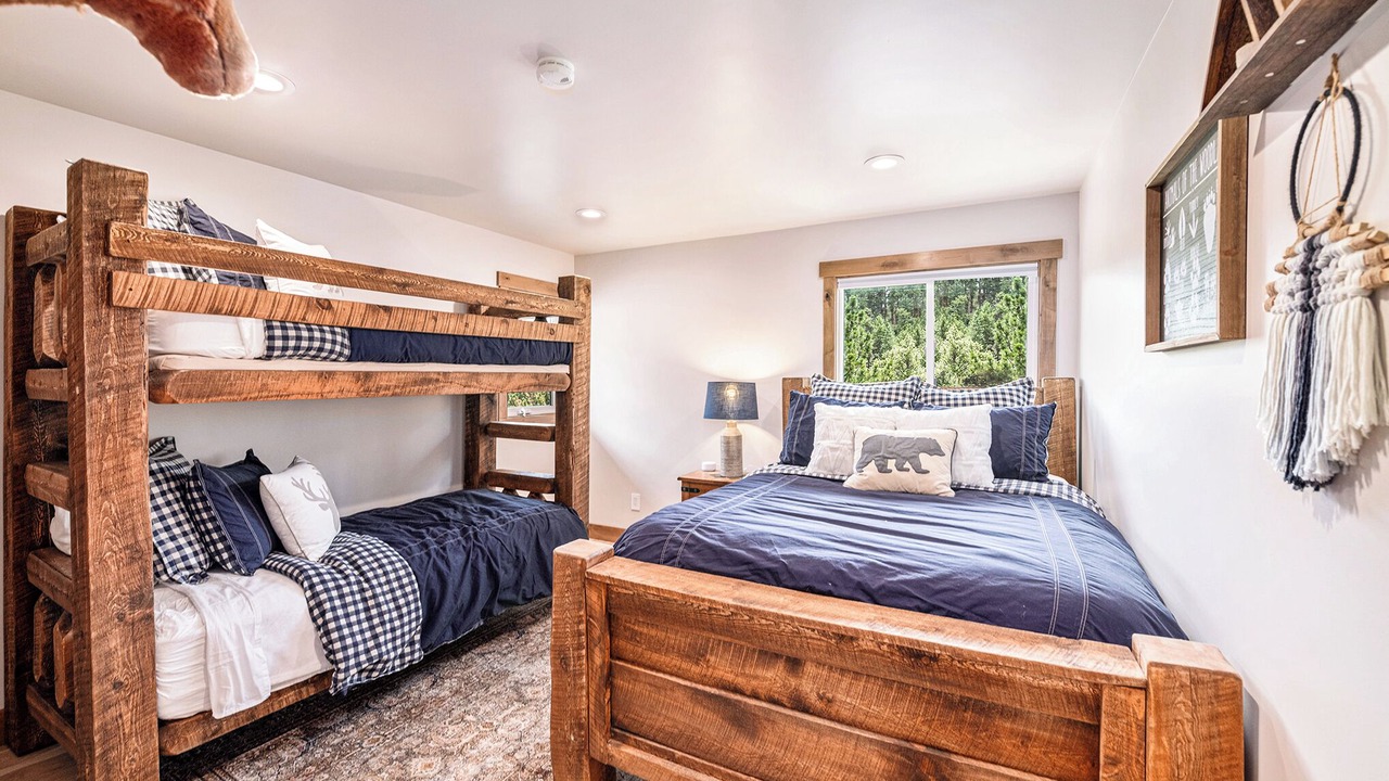 Photo of Bedroom in Estes Park