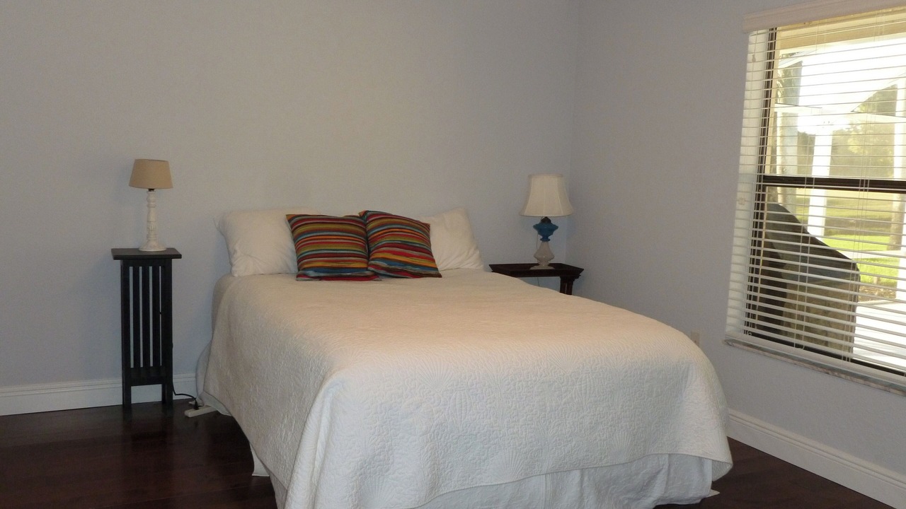Photo of Bedroom in Greenview Shores
