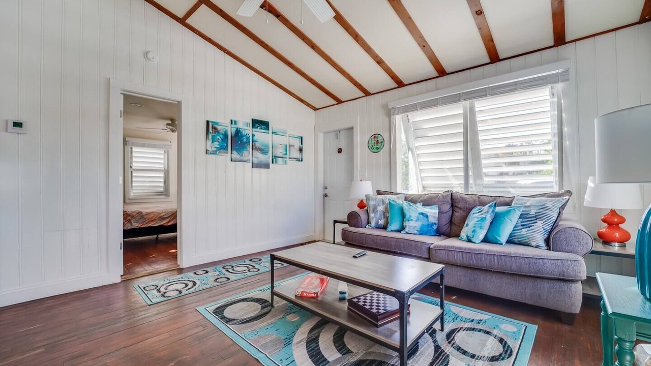 Photo of Livingroom in Lake Ridge
