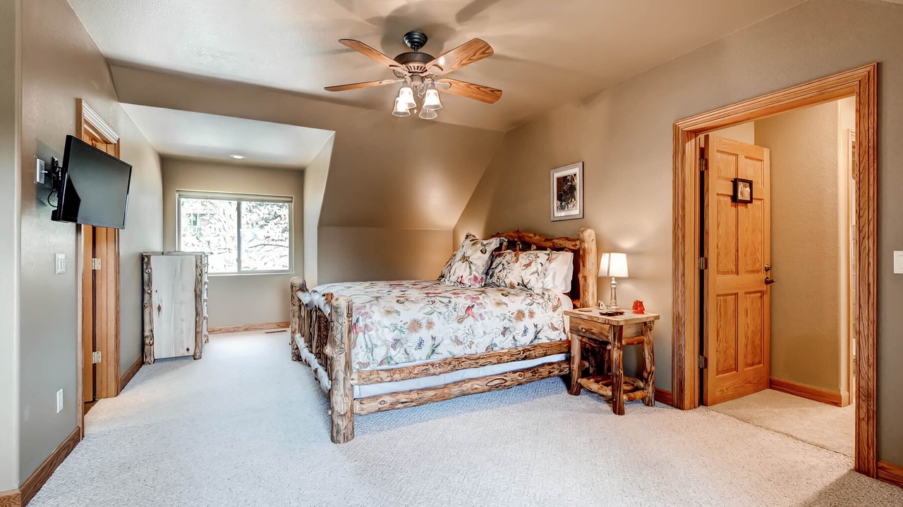 Photo of Bedroom in Estes Park