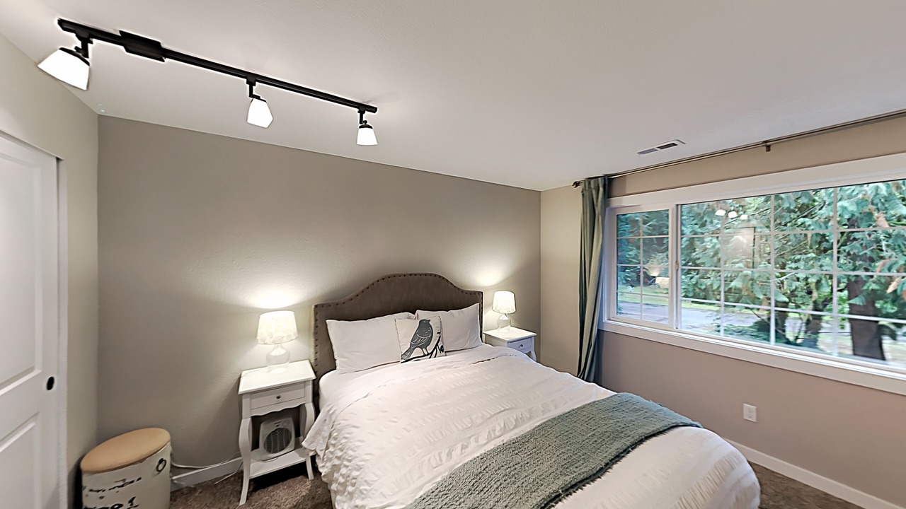 Photo of Bedroom in Woodinville