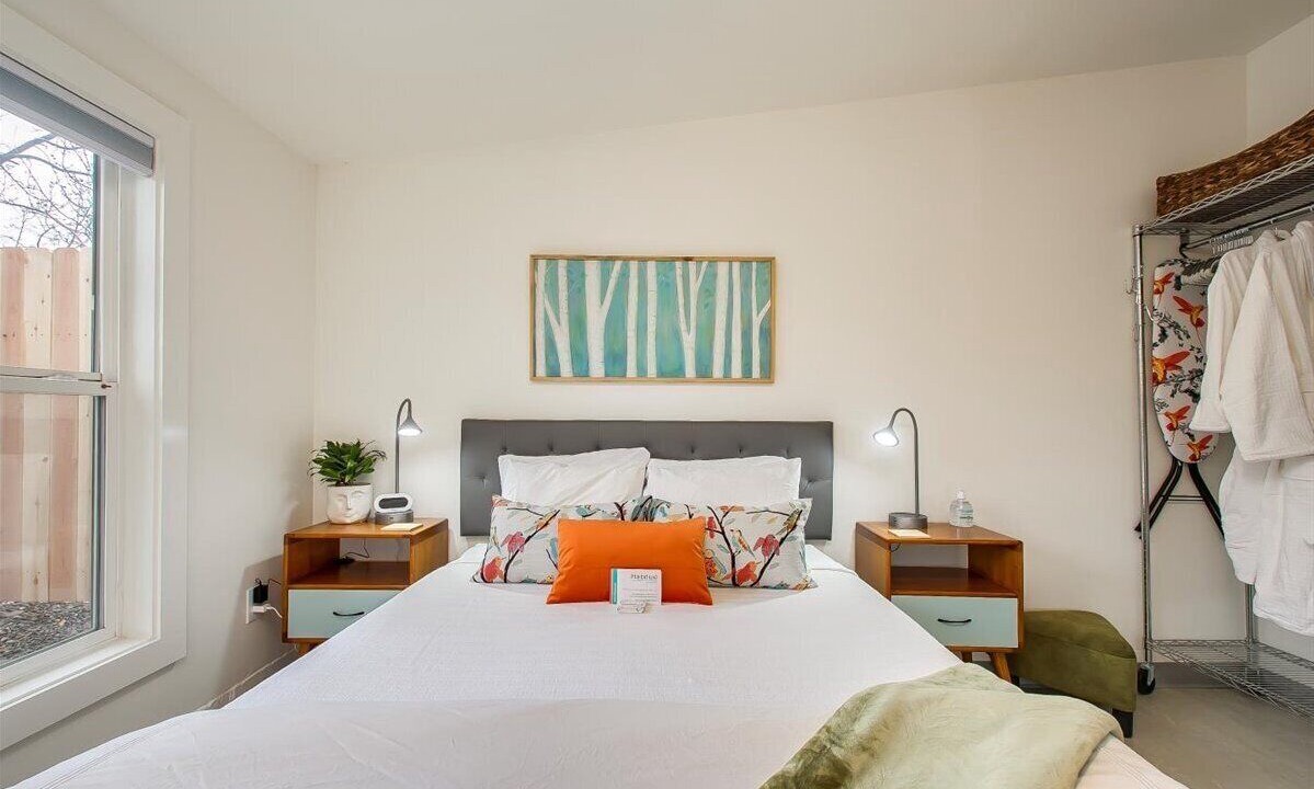 Photo of Bedroom in Sunset
