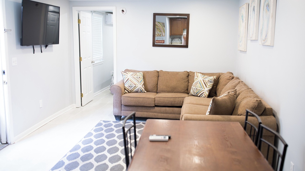 Photo of Livingroom in West Riverside