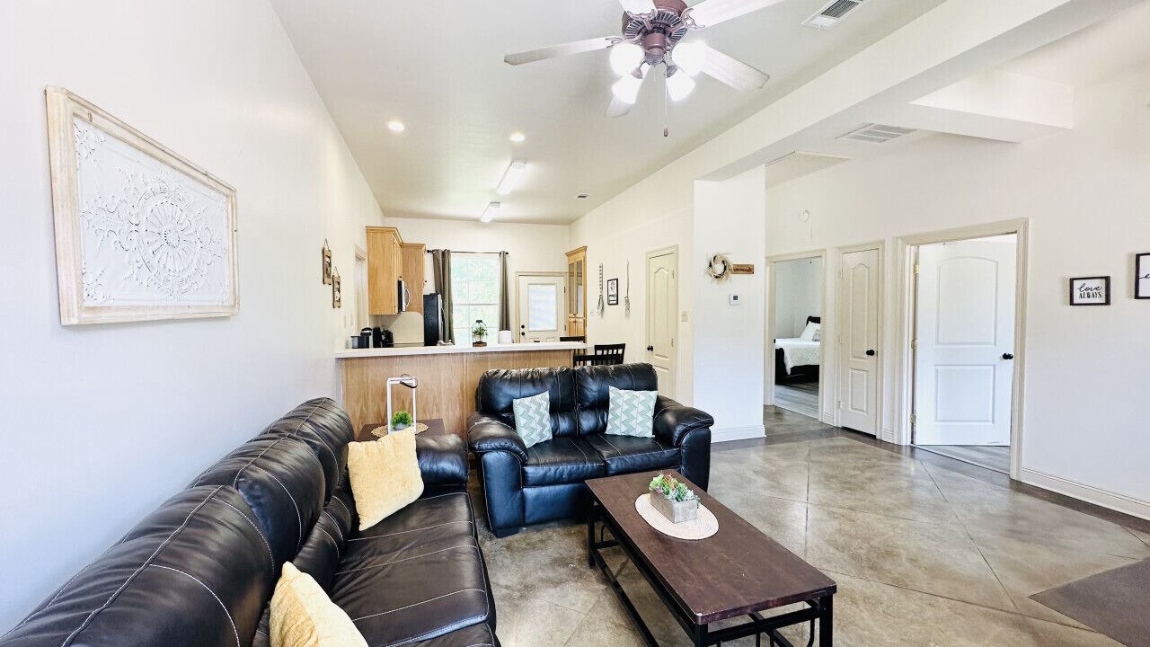 Photo of Livingroom in Pine Grove
