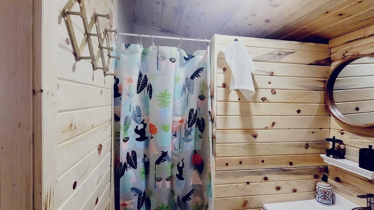 Photo of Bathroom in Alexandria