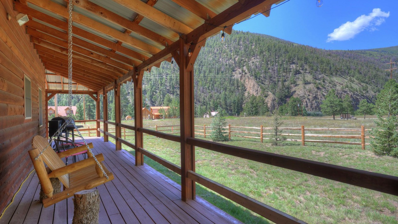 Photo of Patio Balcony in South Fork