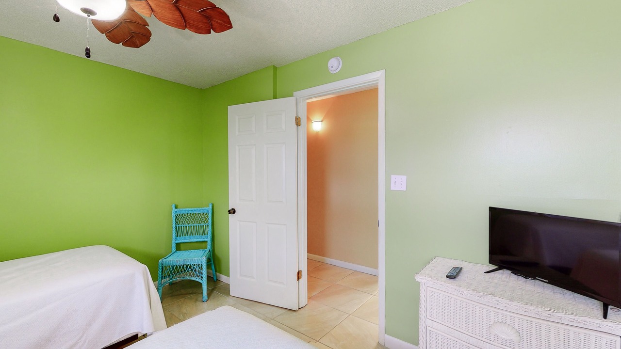 Photo of Bedroom in Gulf Shores