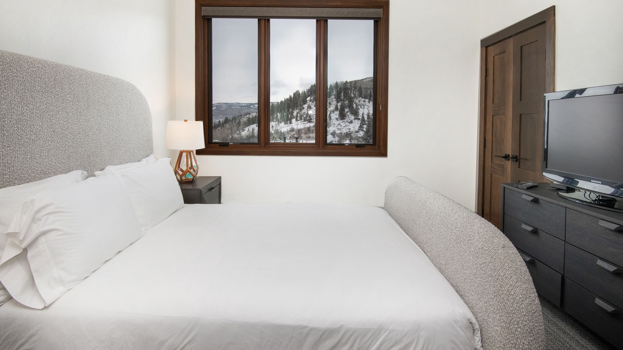 Photo of Bedroom in Highlands Townhomes