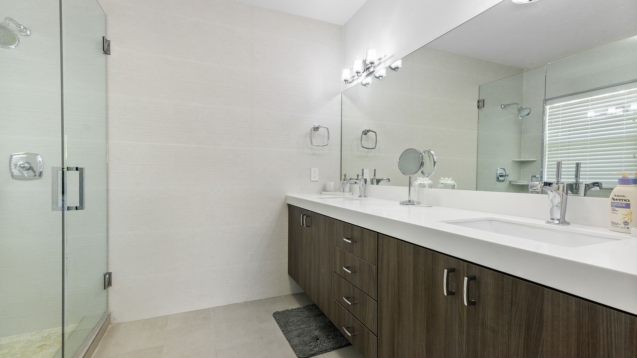 Photo of Bathroom in Old Northwood