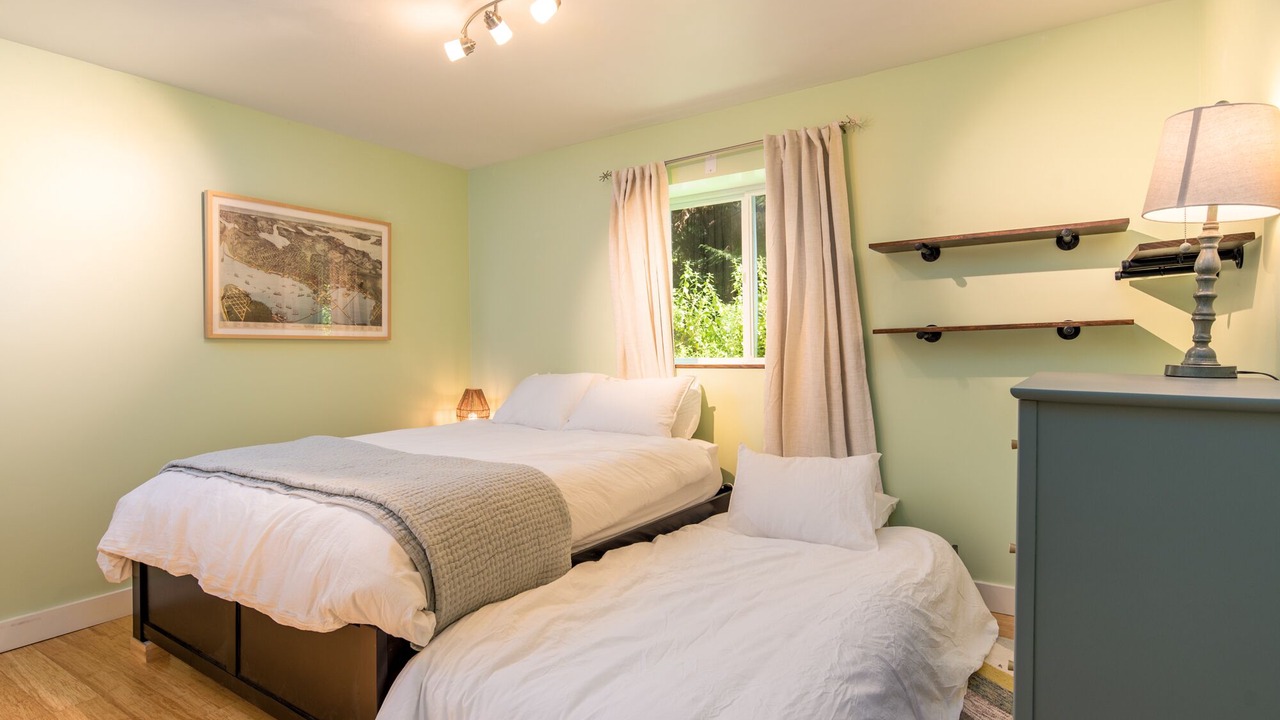Photo of Bedroom in Anacortes