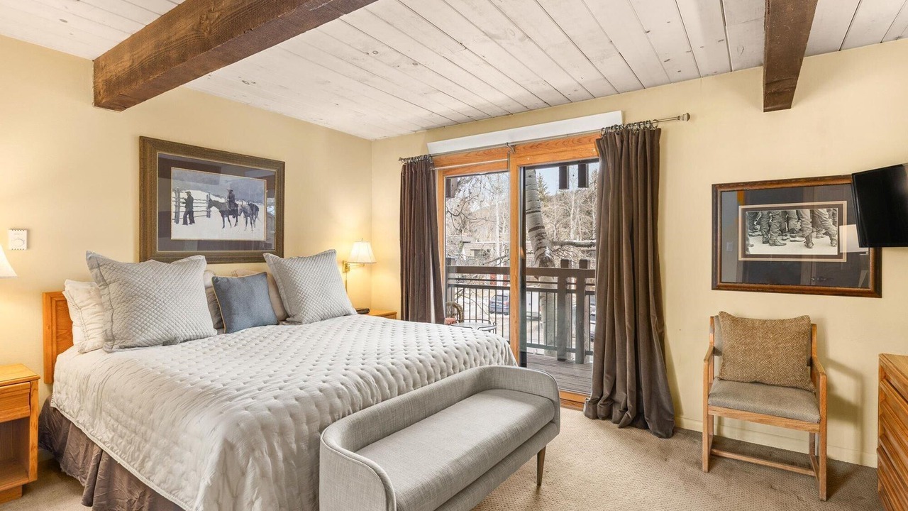 Photo of Bedroom in Aspen
