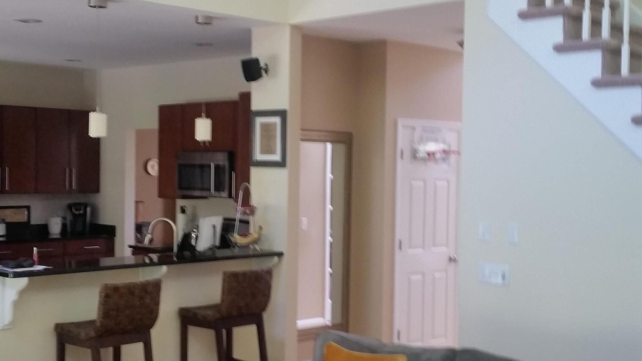 Photo of Livingroom in Saratoga Springs