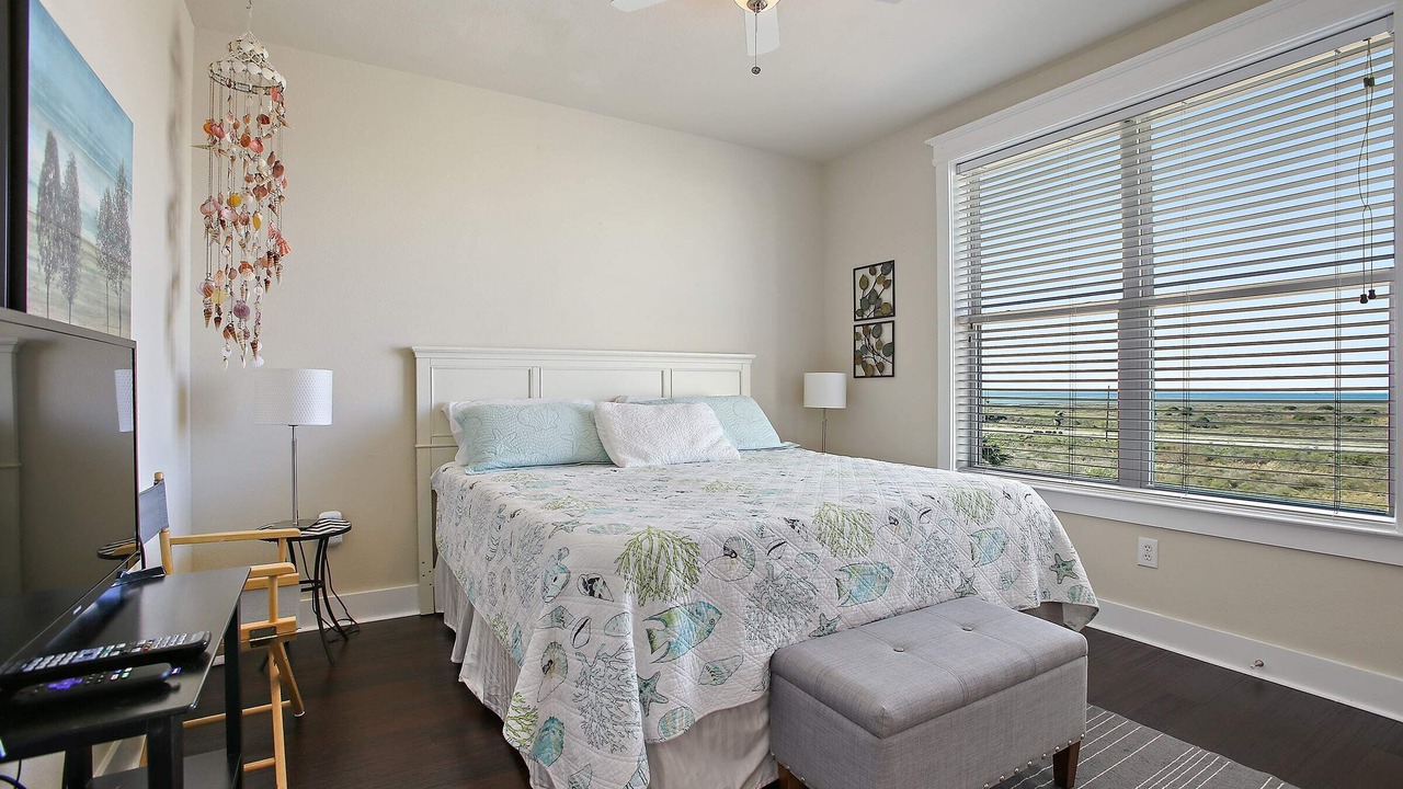 Photo of Bedroom in Red Fish Cove