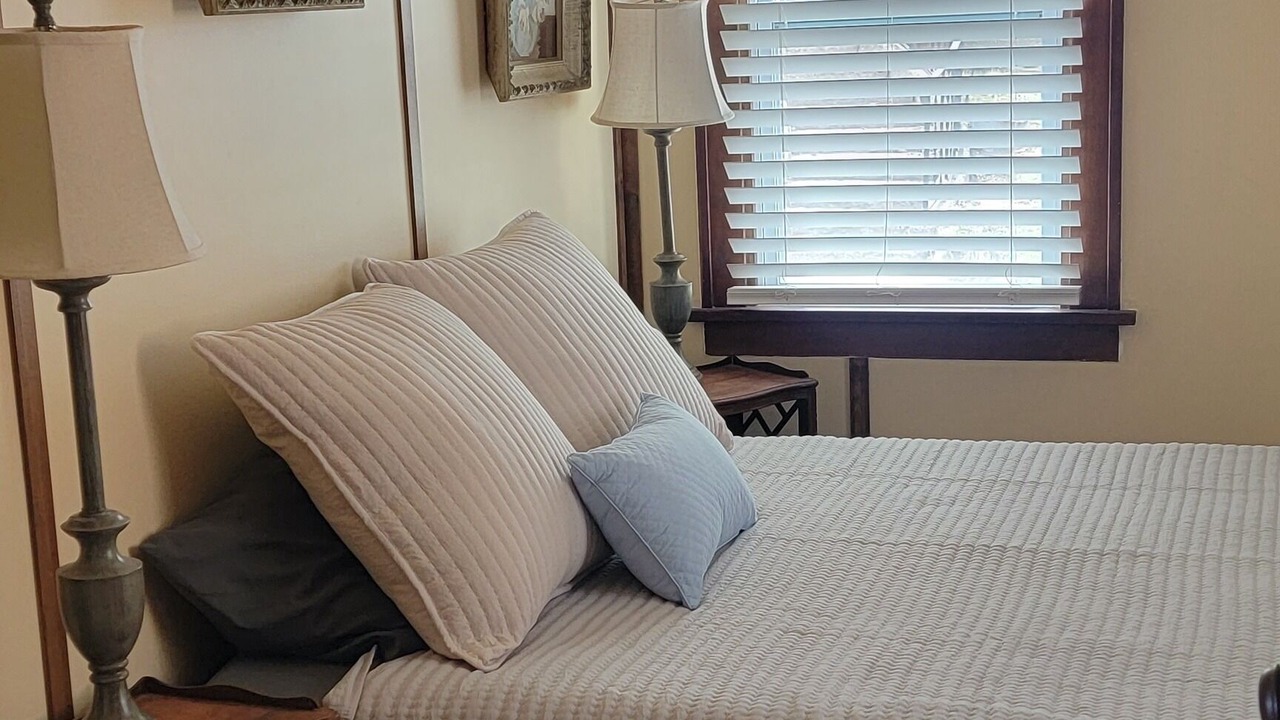 Photo of Bedroom in Melrose