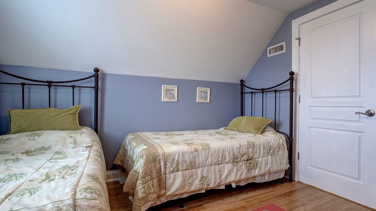 Photo of Bedroom in Ocean City Beach