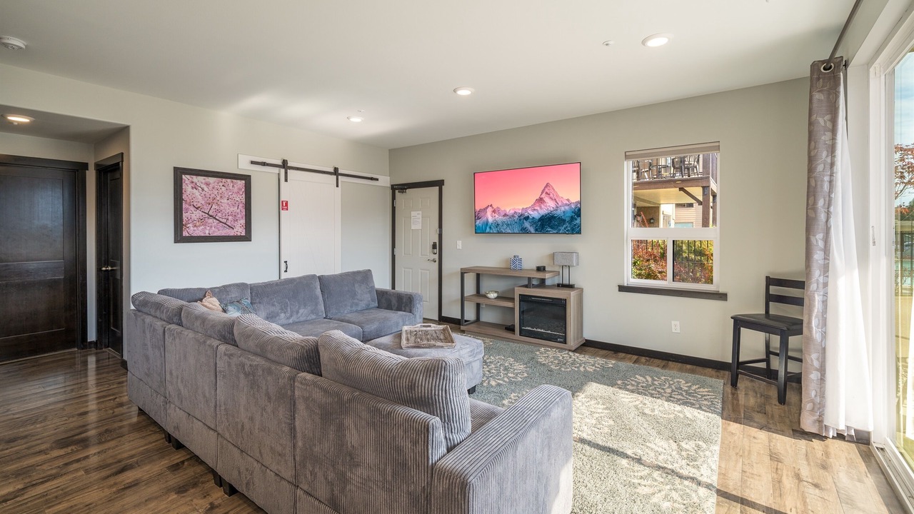Photo of Livingroom in Wapato Point