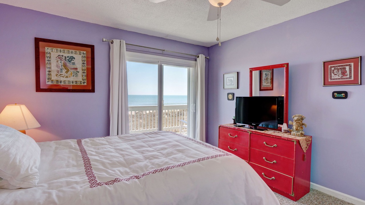 Photo of Bedroom in Carolina Beach