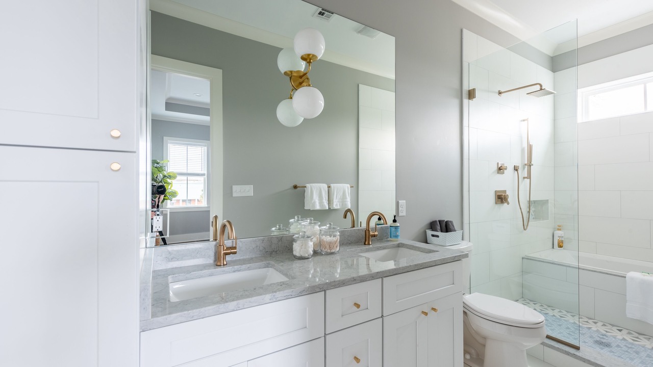 Photo of Bathroom in Mid-City