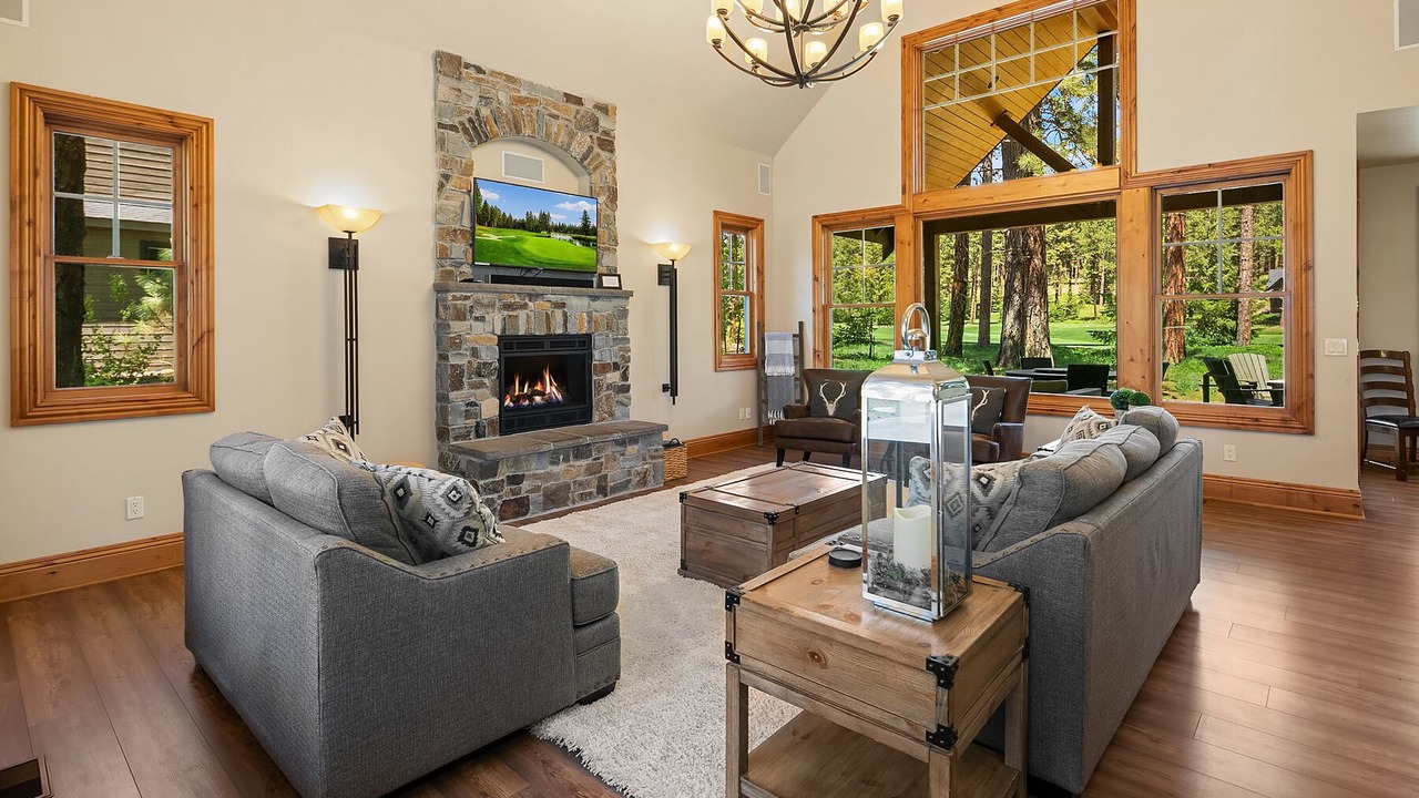 Photo of Livingroom in Cle Elum