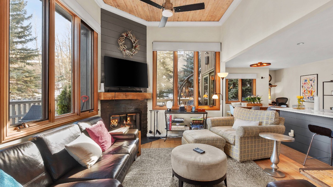Photo of Livingroom in Snowmass Village