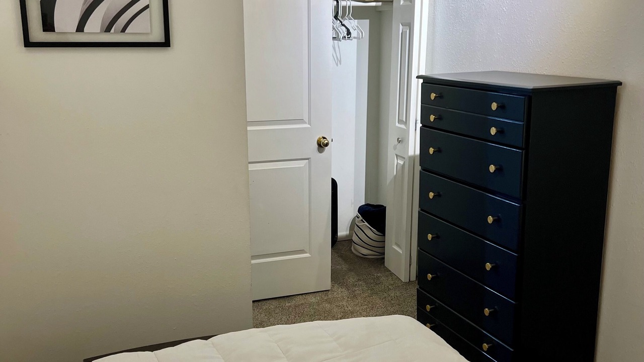 Photo of Bedroom in Taku - Campbell