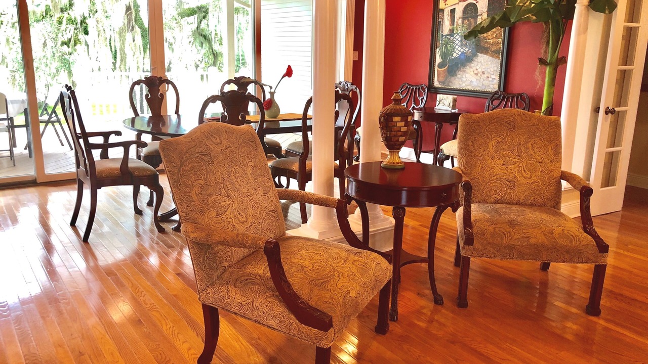 Photo of Livingroom in Slidell
