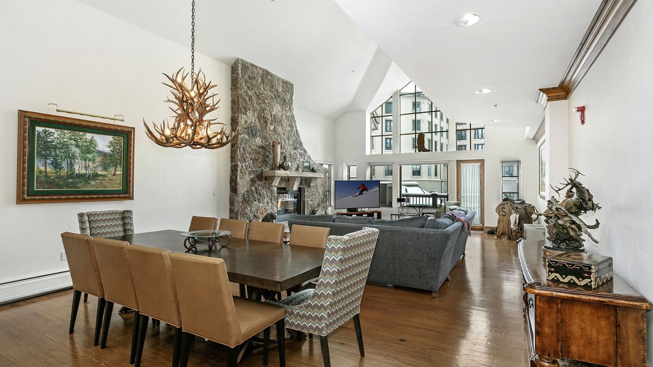 Photo of Livingroom in Beaver Creek