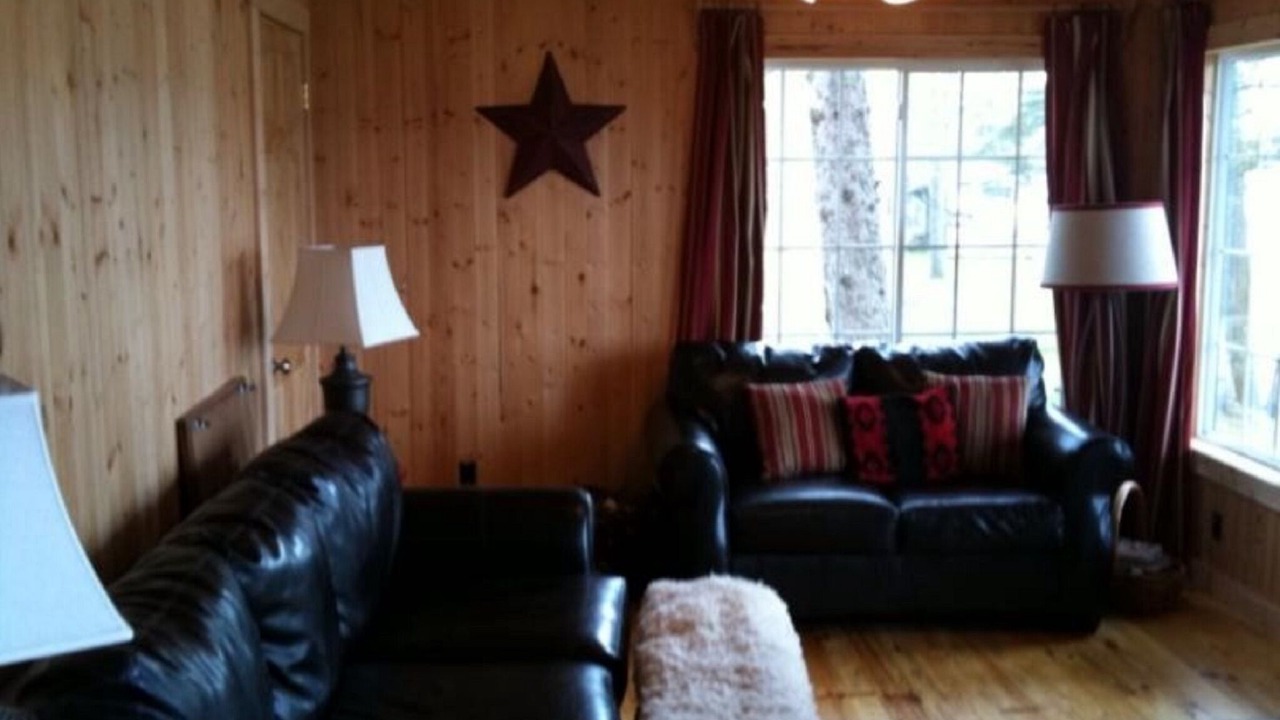 Photo of Livingroom in Hillman