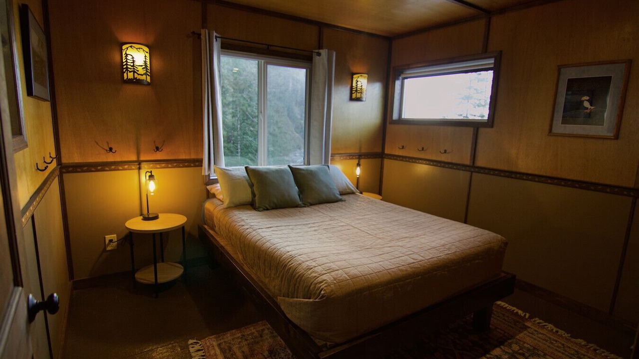 Photo of Bedroom in Seward