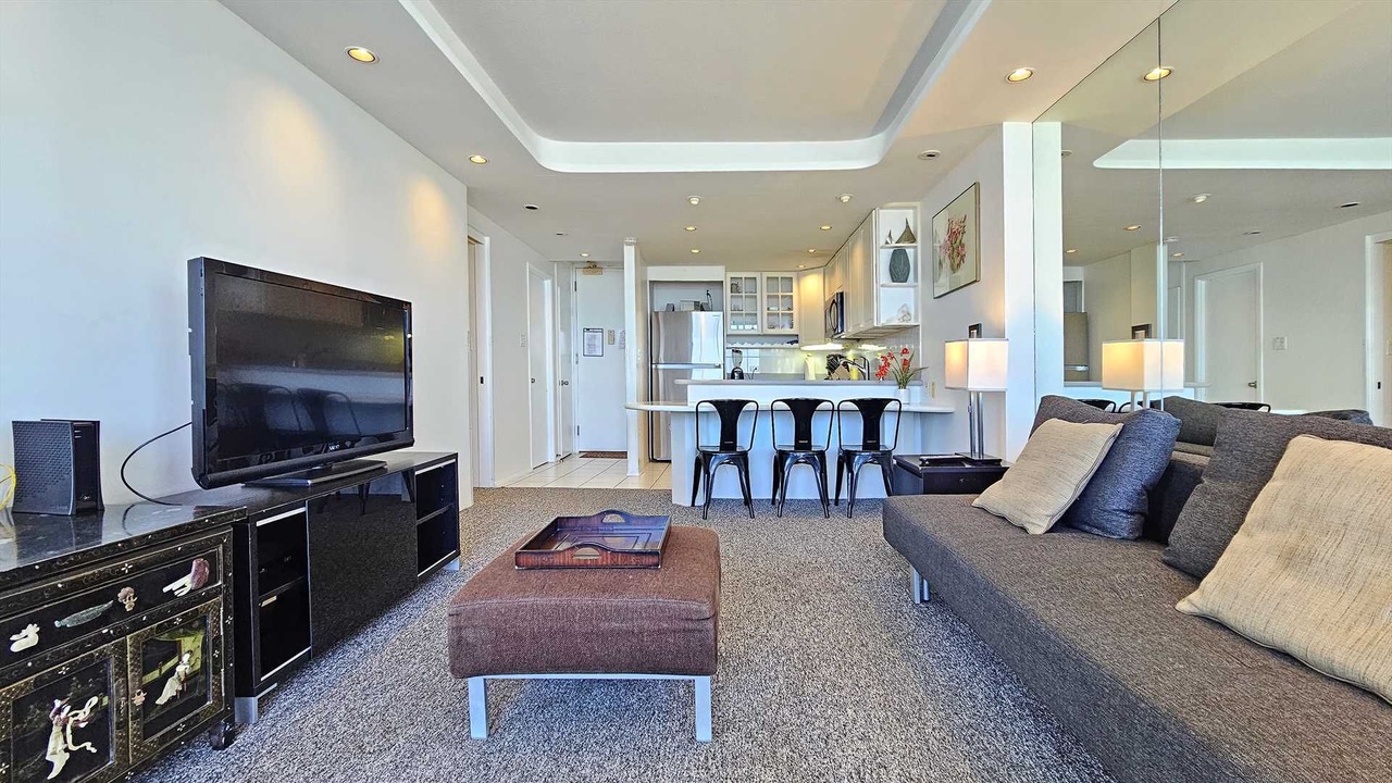 Photo of Livingroom in Waikiki