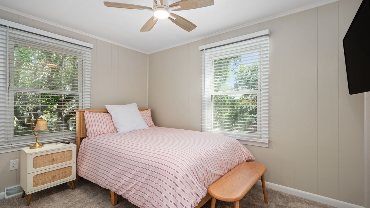 Photo of Bedroom in Kill Devil Hills