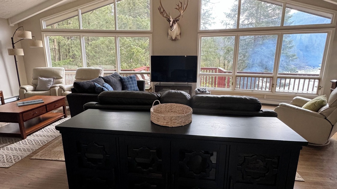Photo of Livingroom in Juneau