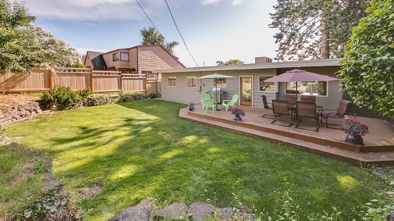 Photo of Outdoor in North Queen Anne