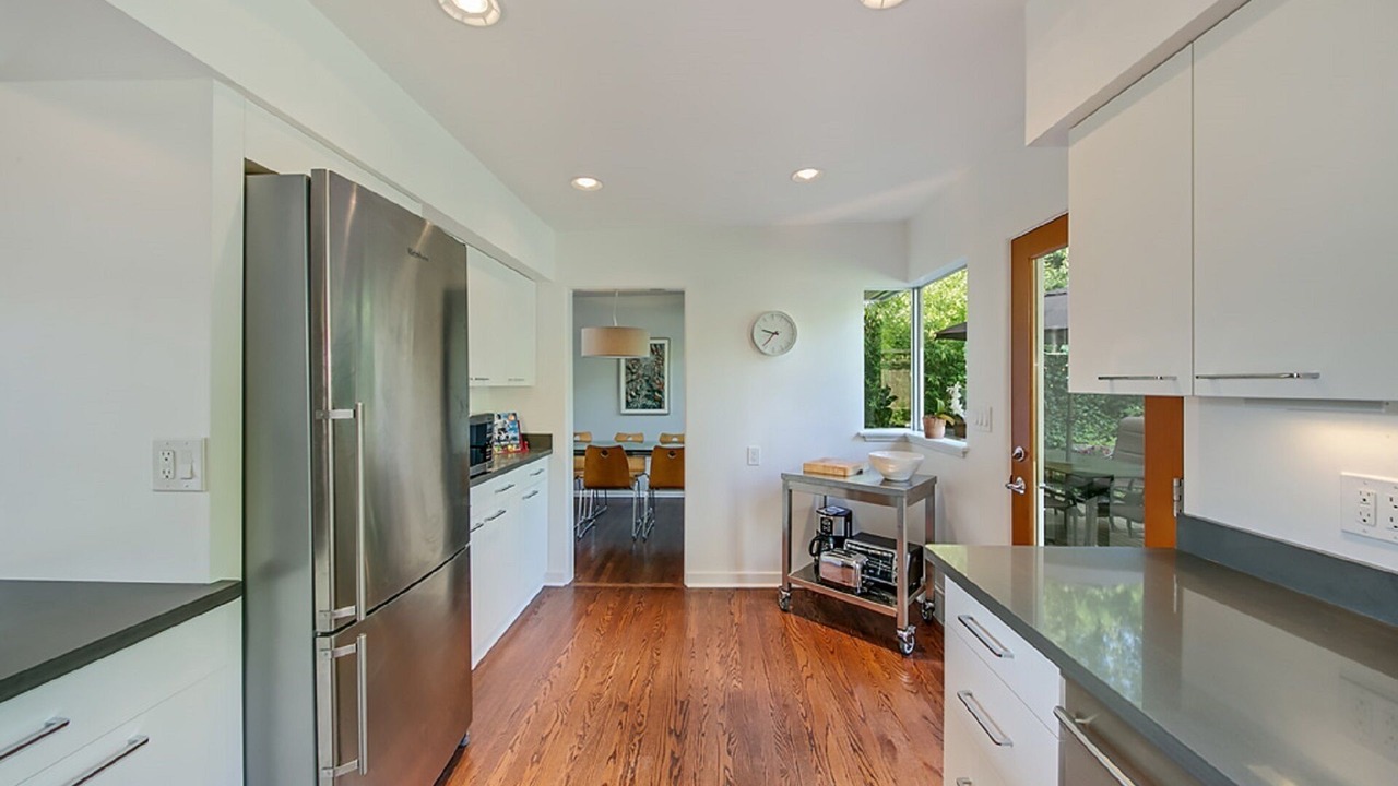 Photo of Kitchen in North Queen Anne