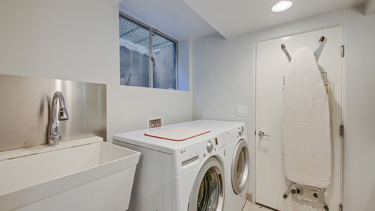 Photo of Bathroom in North Queen Anne