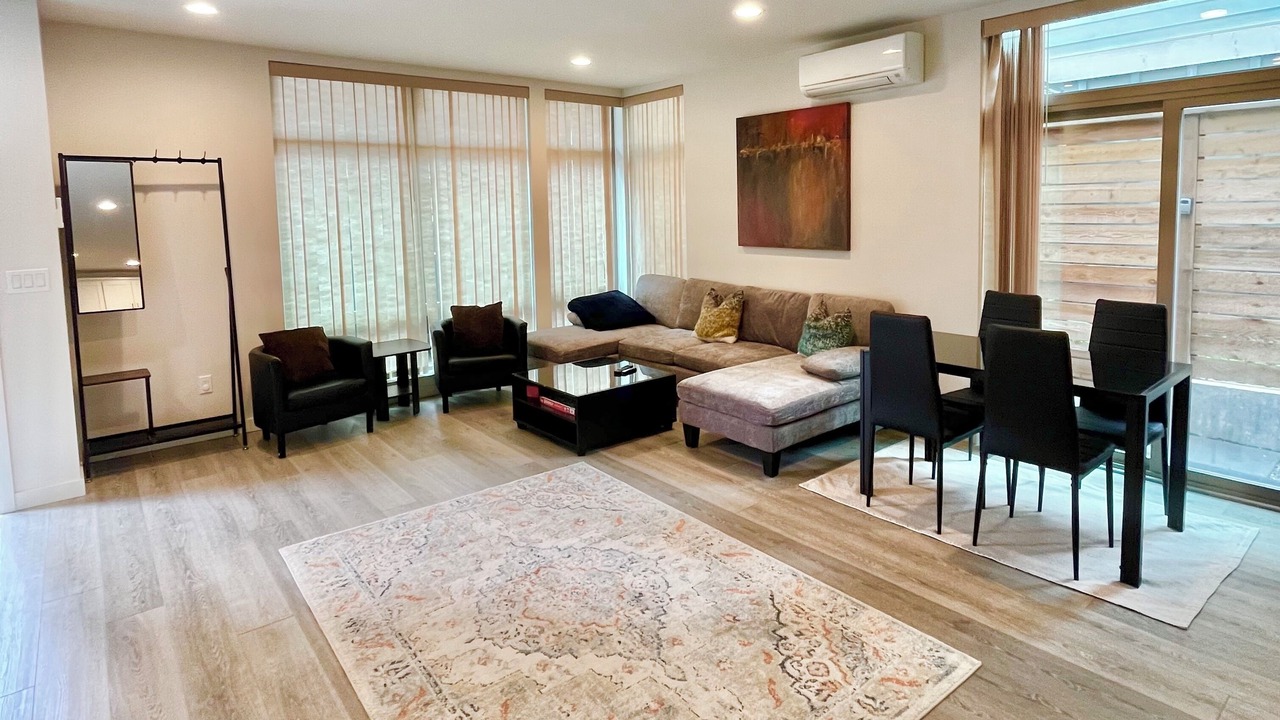 Photo of Livingroom in Ballard