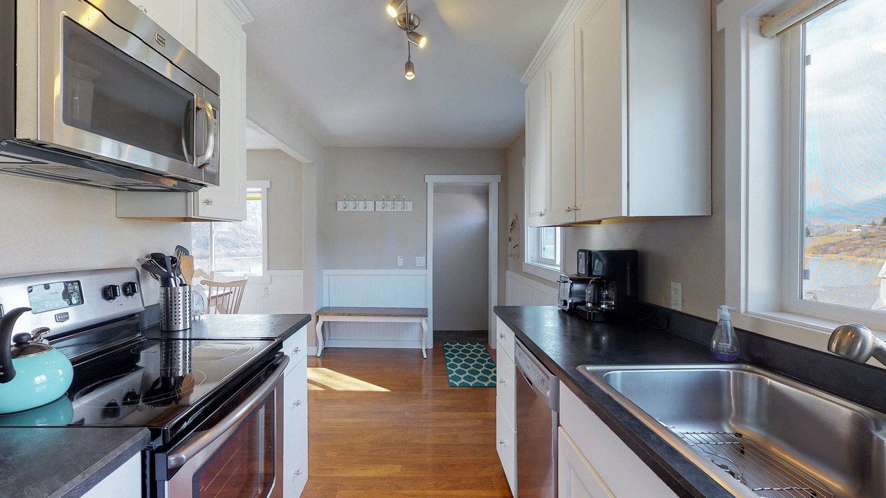 Photo of Kitchen in Manson