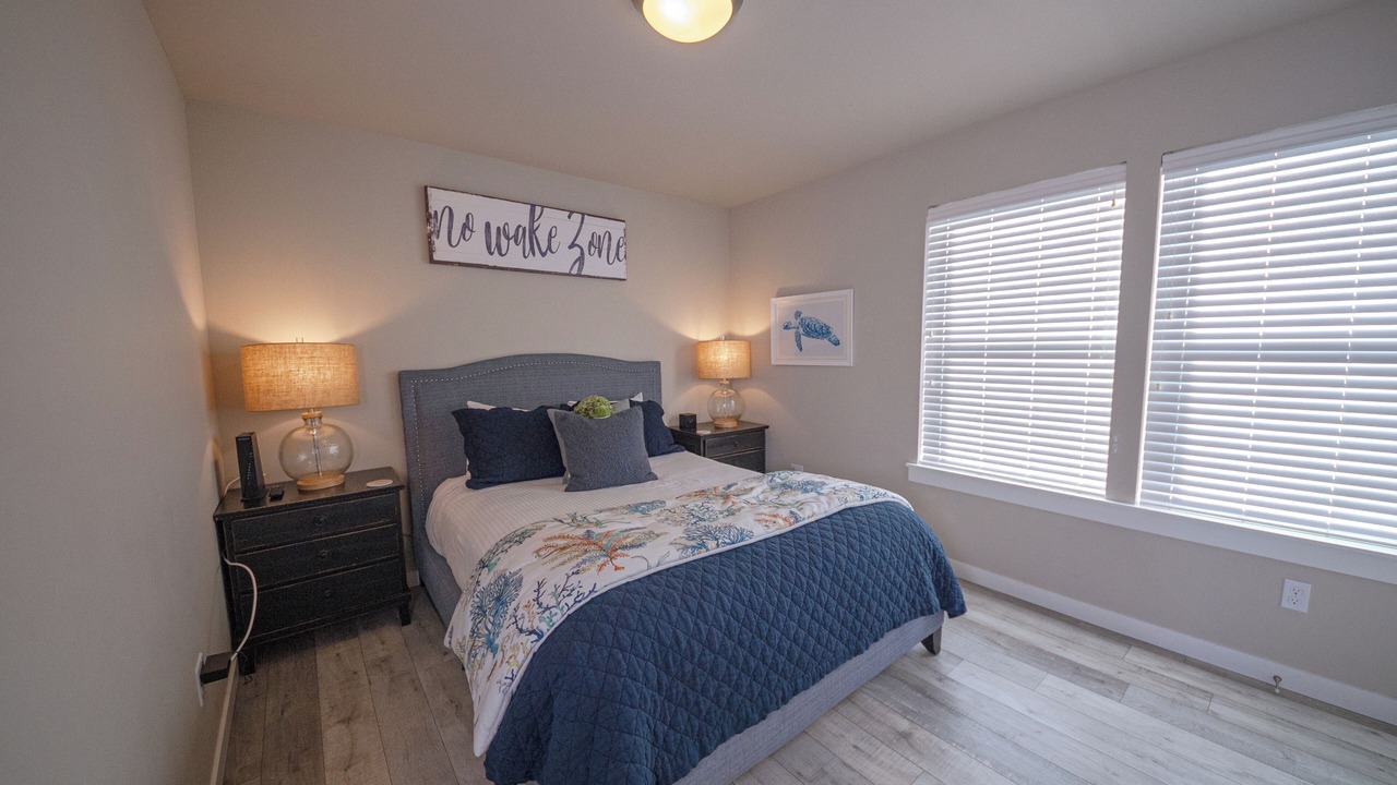 Photo of Bedroom in Ocean Shores